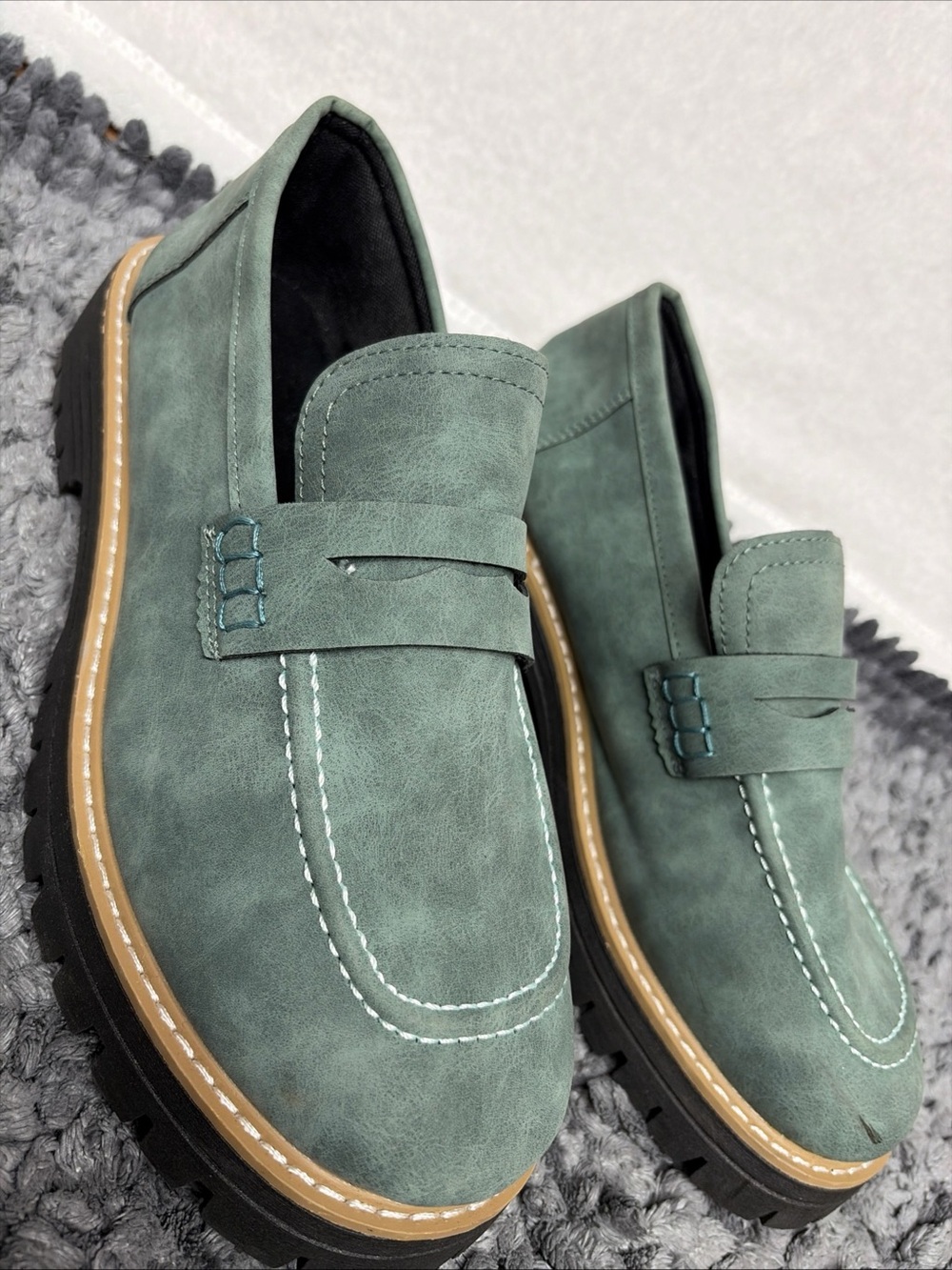 Green women’s Penny Loafers - Brand Unspecified